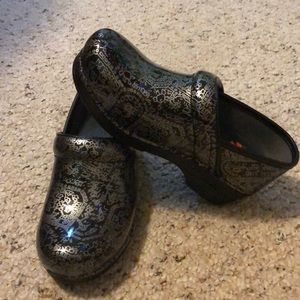 Dansko XP nursing shoes